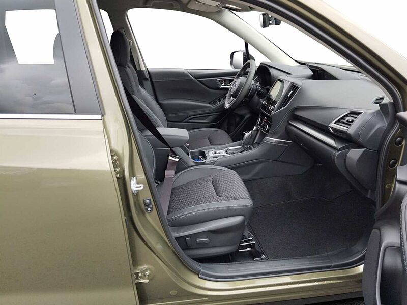 Subaru Forester 2.0ie Comfort Automatik Allrad Navi LED Kamera Tempomat