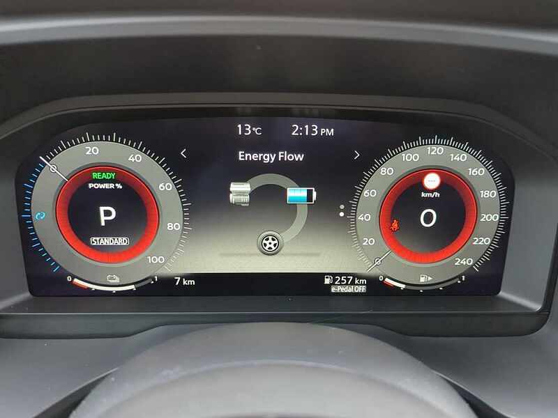 Nissan Qashqai e-Power Tekna Navi Teilleder 360°-Kameras HUD Voll-LED