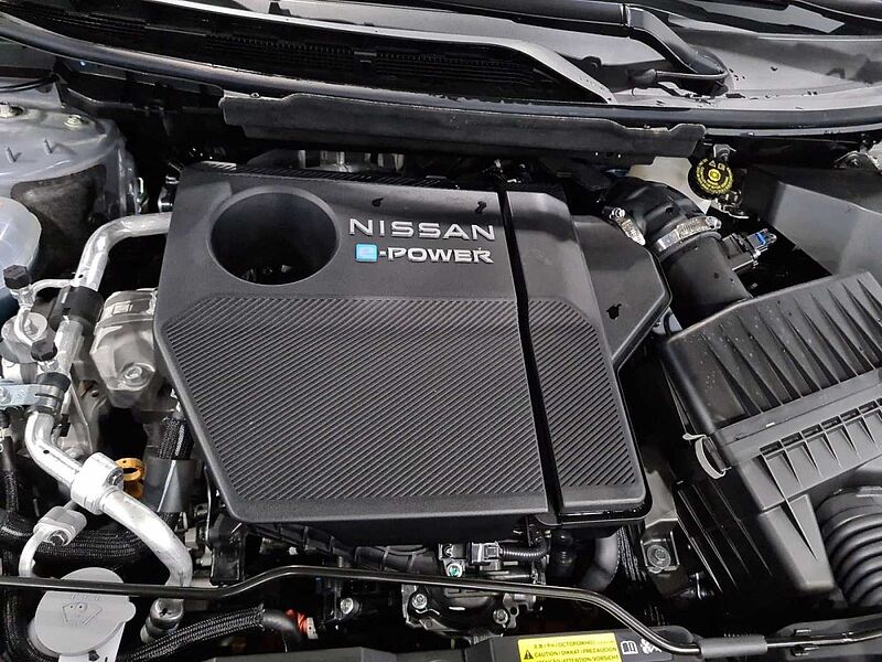 Nissan X-Trail e-power e-force 4x4 Tekna+ Leder Schiebdach LED Navi