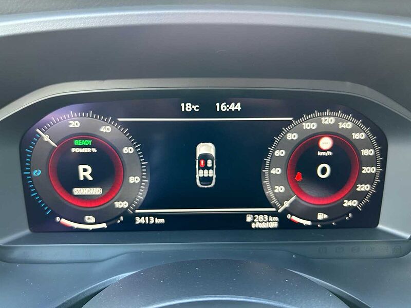 Nissan Qashqai e-Power Tekna Navi Teilleder 360°-Kameras LED Pano-Dach