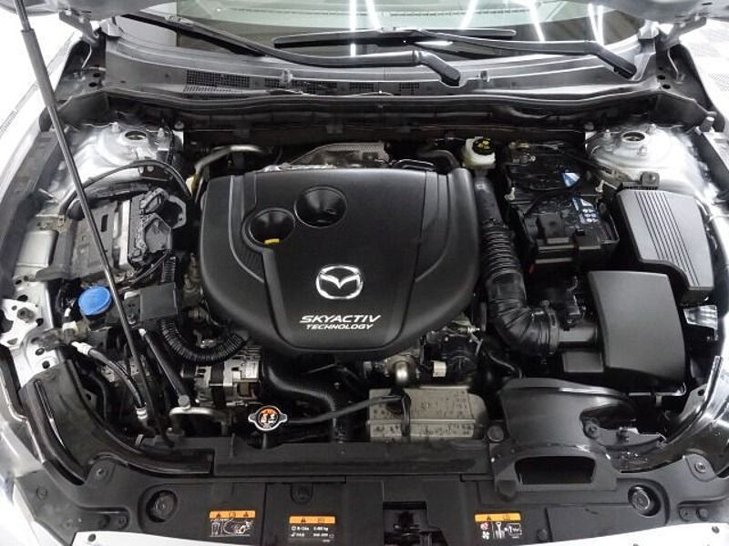 Mazda 6 2.0CD Sports-Line Navi HeadUp Kamera LED Bose