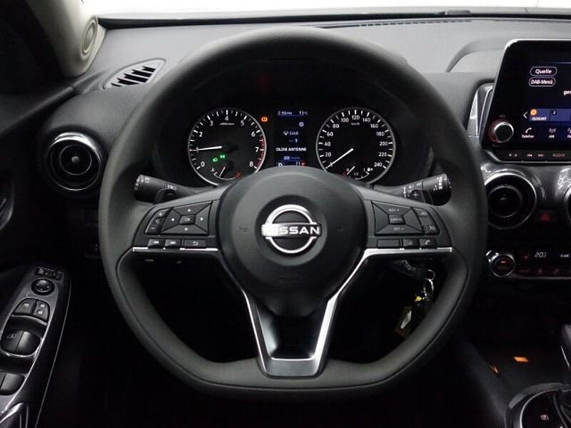 Nissan Juke 1.0 Acenta Automatik Sitzheizung LED Kamera