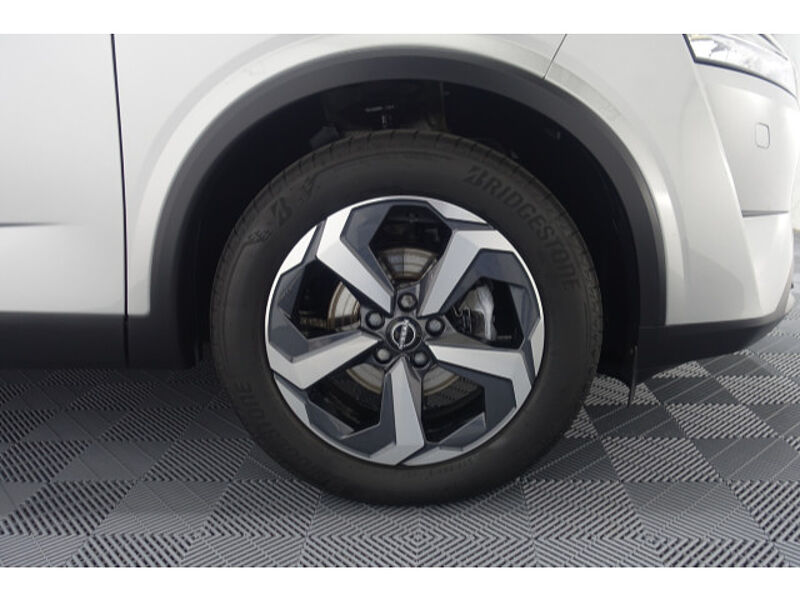 Nissan Qashqai 1.3 N-Connecta Navi 360°-Kamera Sitzheizung