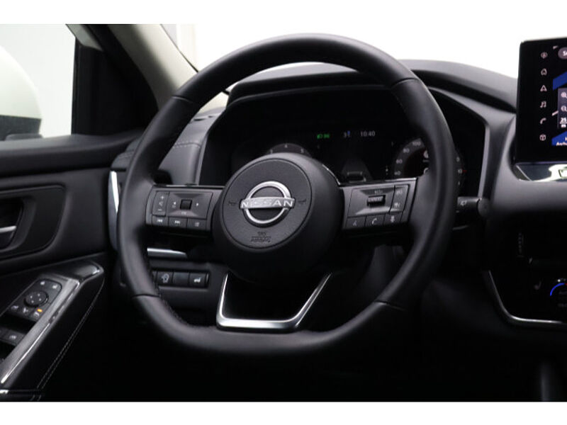 Nissan Qashqai 1.3 N-Connecta Winterpaket Navi LED eHeckklappe