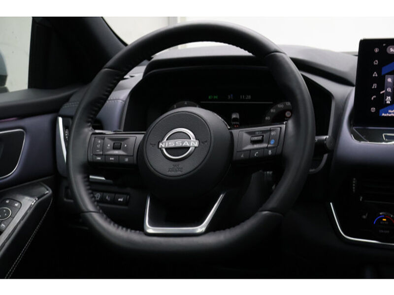 Nissan Qashqai 1.3 Tekna Design-Paket Navi LED Sitzheizung