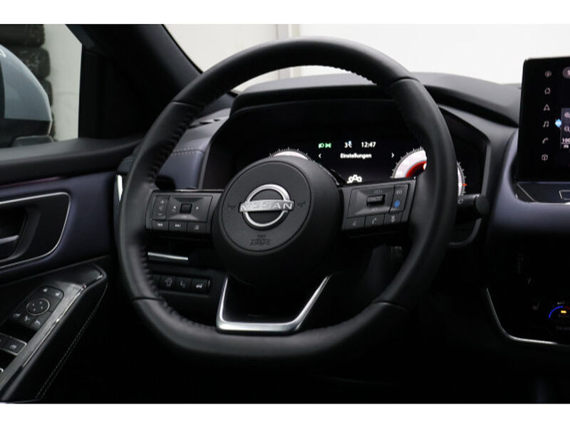 Nissan Qashqai 1.3 Tekna Design-Paket LED Navi Sitzheizung