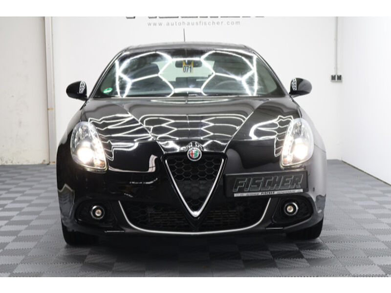 Alfa Romeo Giulietta 1.4 Super Xenon Navi PDC PanoGSD Bluetooth