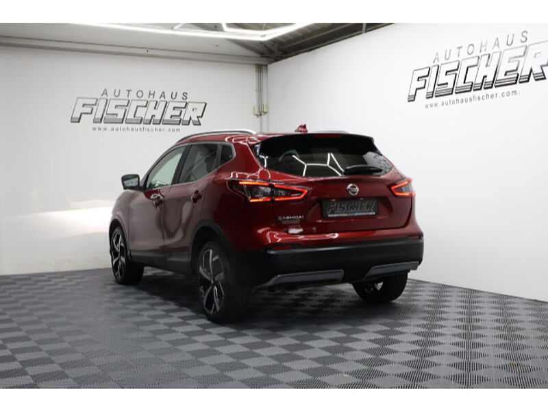 Nissan Qashqai 1.3 Akari Automatik Navi LED 360° Kamera 1.Hand